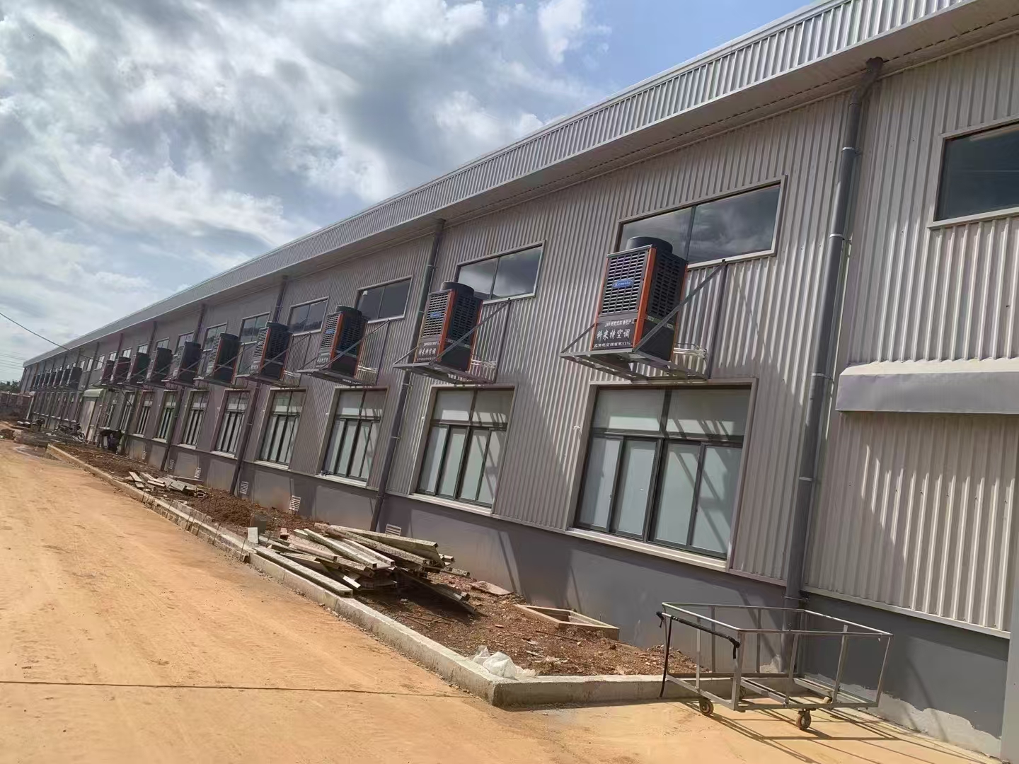 在工業(yè)廠房降溫方面工業(yè)省電空調(diào)的降溫效果如何？