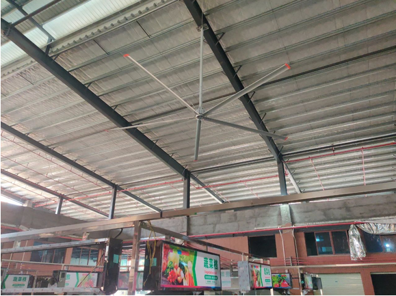 夏季農(nóng)貿(mào)市場通風(fēng)降溫有哪些降溫辦法？建議采納這些建議