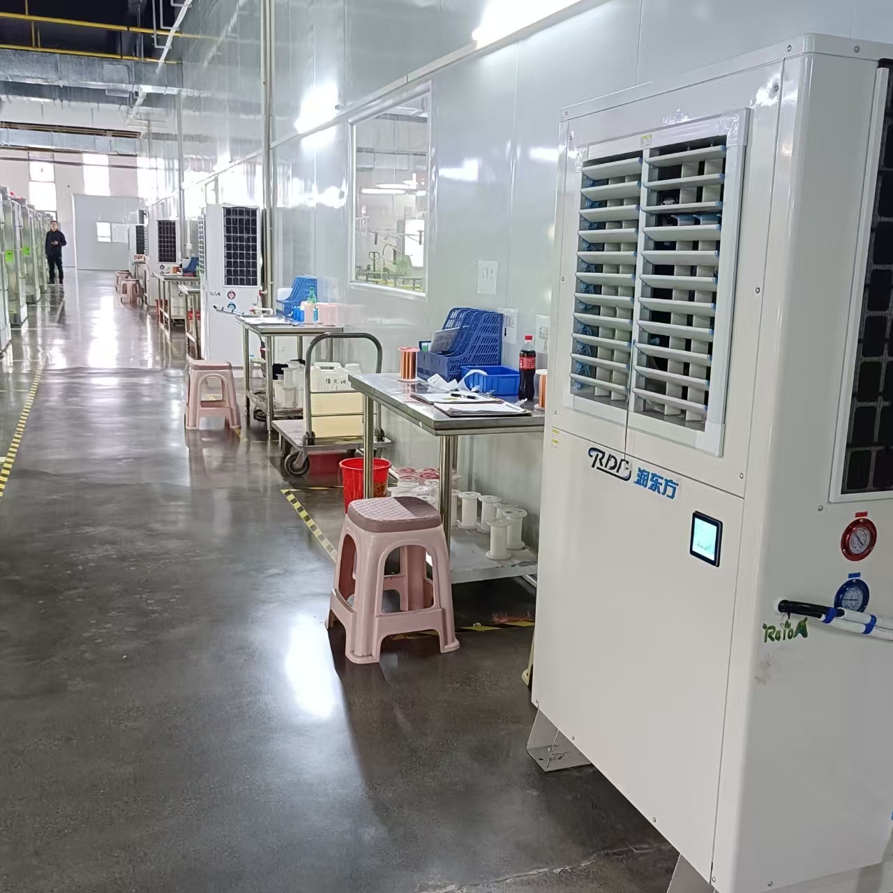 車間降溫用工業(yè)省電空調(diào)的優(yōu)勢多，車間降溫設(shè)備找盛秦風(fēng)