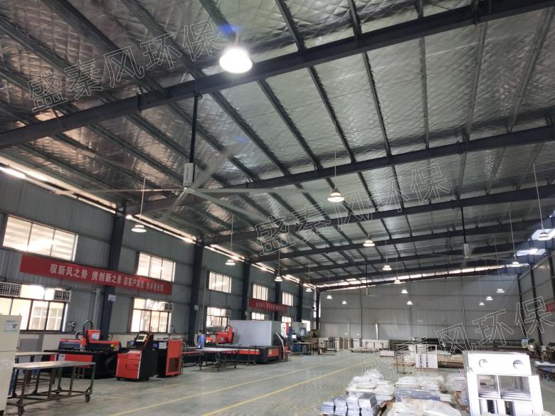 武漢某食品廠采用"扇機(jī)組合”的通風(fēng)降溫工程