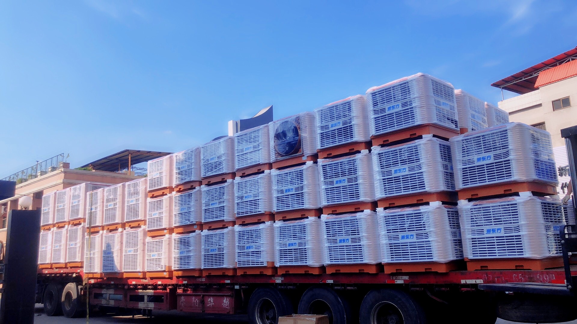 如何讓車間降溫效果顯著事半功倍？湖北冷風(fēng)機廠家有方法