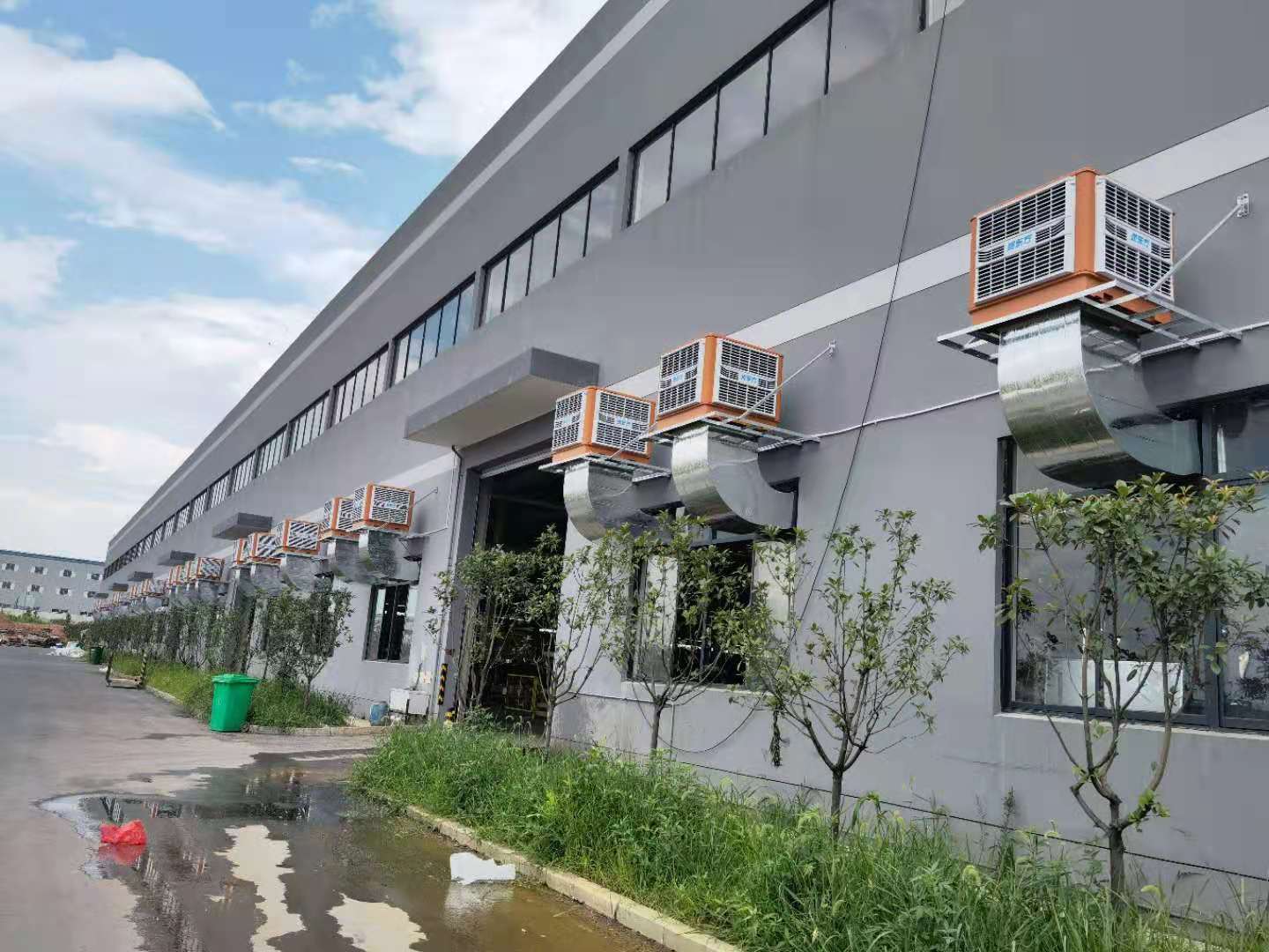 三伏天高溫天氣注意防暑降溫，高溫車間降溫原來可以這么簡單！