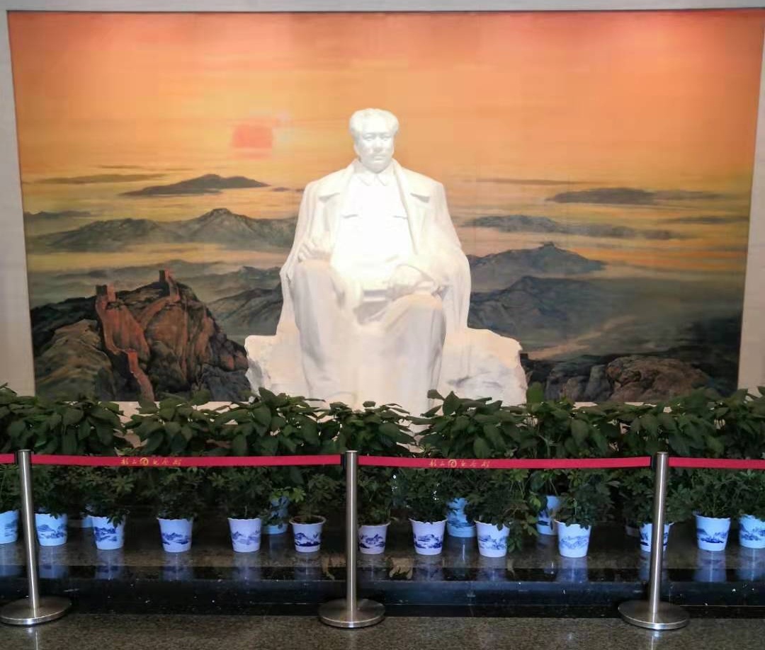 44年前的今天，一代偉人與世長辭，深切緬懷偉大領(lǐng)袖毛主席！